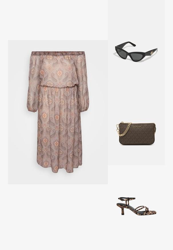 Sukienka na ramiączkach, z długimi rękawami, w jasnobrązowym materiale z wzorem paisley w ciepłych odcieniach. Elastyczny pas i luźny krój.; Sandały na obcasie w panterkę, ze kwadratowym noskiem, wieloma paskami i średnim obcasem. Wykonane z miękkiego materiału tekstylnego.; Okulary przeciwsłoneczne w kształcie kocich oczu z matową czarną oprawką z plastiku, ciemnymi soczewkami oraz złotym akcentem z logo na zausznicy. Kanciasty kształt i gładka tekstura.; Brązowa skórzana torebka na ramię z wzorem logo, złotym łańcuszkiem na pasku, zapięciem na zamek błyskawiczny oraz złotymi akcentami. Kompaktowy i prostokątny kształt.