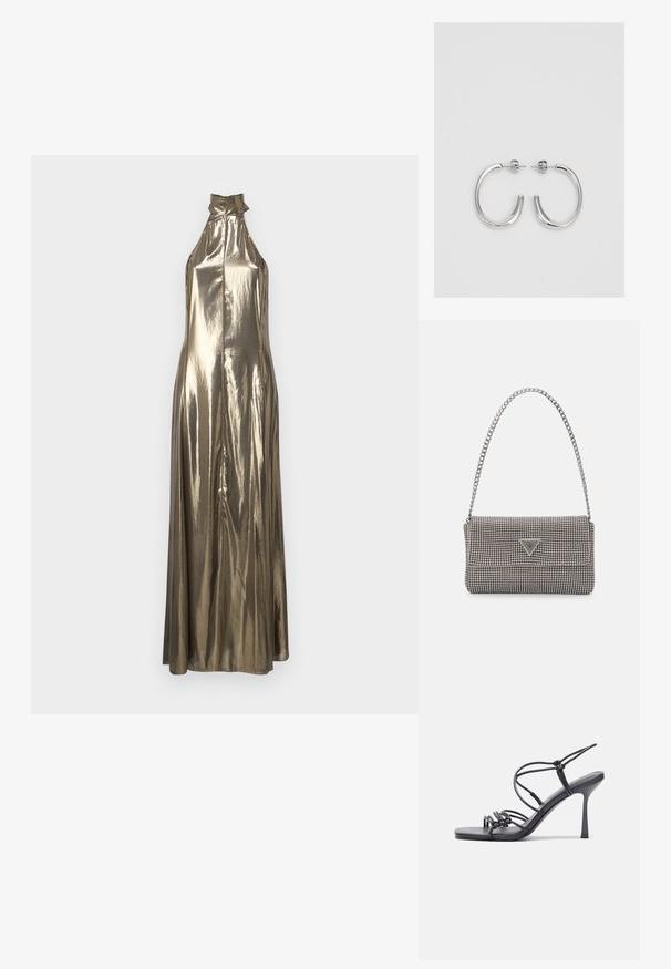 Metāliska zelta halter tipa maksi kleita ar elegantu siluetu, kurai ir augsta apkakle un gluda, spīdīga tekstūra.; Melnas augstpapēžu sandales ar plāniem siksniņām un mezgla dizainu, gluda kvadrātveida purngalu un elegantu stiletto papēdi.; Gaiši pelēka metāla rokassoma ar ķēdes siksnu, rotāta ar mazām apaļām metāla kniedēm un trīsstūra zīmola logo.; Sudraba stīpas auskari ar gludu, spīdīgu virsmu, izceļas ar izliektaveida formu un aizdari ar tapu. Minimālistisks dizains ar mūsdienīgu apdari.