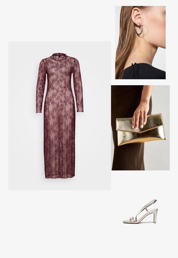 Dolga burgundska čipkasta obleka z dolgimi rokavi, visokim ovratnikom in cvetličnimi motivi. Prosojen material z oprijetim silhuetom.; Metalne srebrne sandale na visoki peto z odprtim prstom, ki imajo tri tanke naramnice čez nogo in naramnico okoli gležnja z zaponko.; Zlatna metalna torbica s glatko teksturo, ki ima trikotno zapiranje. Roka, ki jo drži, ima lepo urejene nohte.; Srebrna obročasta uhana s polirano površino, ki vključuje majhne zlate poudarke in okroglo obliko, nošena na ušesnem lobu.