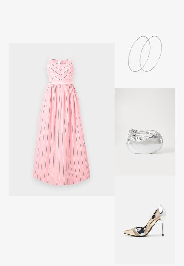 Rožnata obleka z majhnimi vertikalnimi črnimi črtami, brez rokavov, z nabranim pasom in tekočo, plisirano krilo.; Čevlji z visoko peto in konico, v barvni kombinaciji srebrne, zlate in nude. Sijajna obdelava z izrezljanim dizajnom, z igličasto peto.; Srebrna kovinska torbica z mehko, zaobljeno obliko in zavezano zgornjo zaporo. Narejena iz gladkega umetnega usnja.; Srebrne uhane v obliki obroča z minimalističnim dizajnom. Krožna oblika, gladka tekstura in tanek profil. Lahki s poliranim zaključkom.