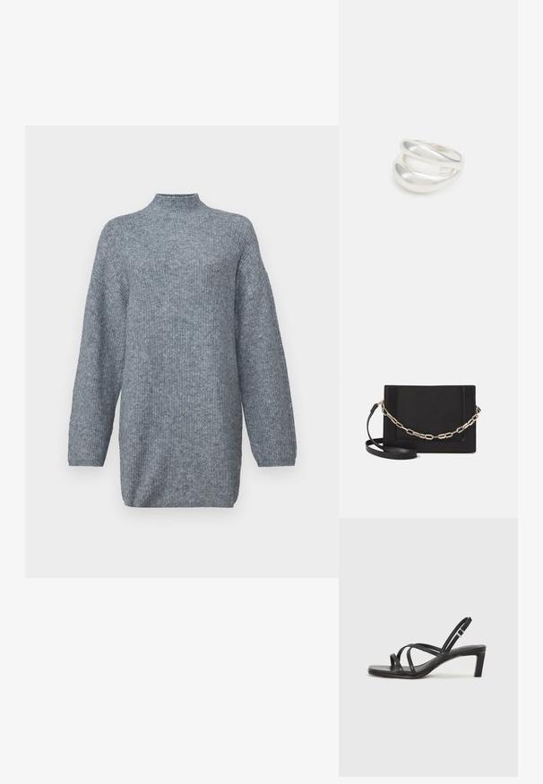 Siva pletena džemperica s visokim ovratnikom, oversized siluetom i dugim rukavima. Tkanina ima suptilni teksturirani uzorak.; Crne sandale s trakama, kvadratnim prstom i niskom blok petom. Ima više tankih trakica i podesivu trakicu oko gležnja. Izrađene su od glatke kože.; Crna kožna torba preko tijela s glatkom teksturom, pravokutnim oblikom i metalnim lancem na prednjoj strani. Uključena je podesiva naramenica.; Srebrna dvostruka prsten s glatkom, poliranom površinom. Karakterizira ga fluidan, zakrivljen dizajn s preklapajućim sekcijama za moderan izgled.