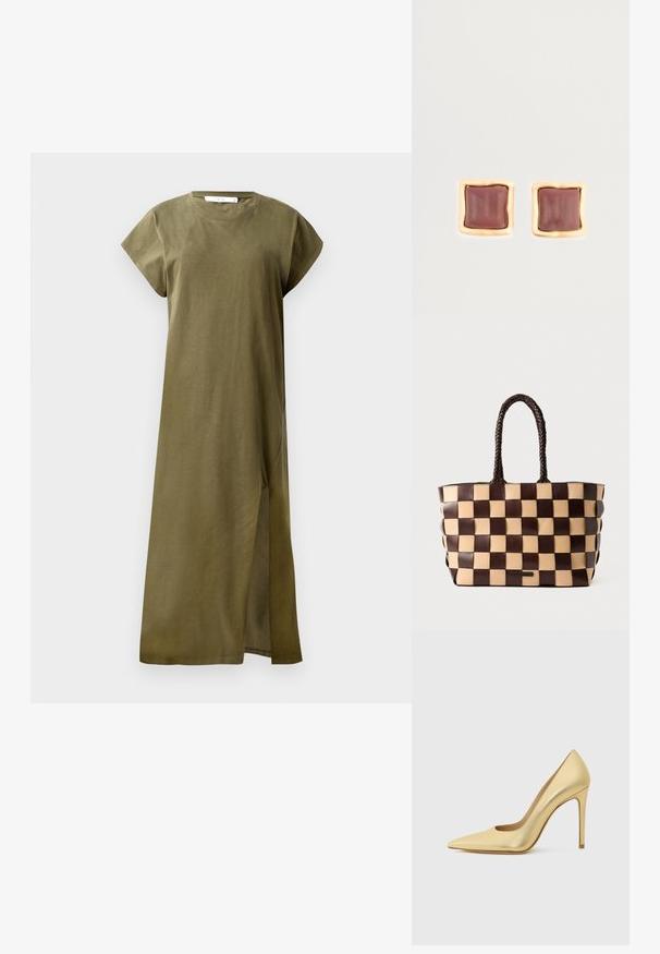 Olivza zaļa, līdz ceļiem garuma kleita, kas izgatavota no mīkstas kokvilnas ar īsām piedurknēm, apaļu izgriezumu un sānu šķēlumu brīvai kustībai. Vienkāršs un neizrotāts dizains.; Zelta metāla šaurs purngalu augstpapēžu kurpes ar stikla papēdi, attēlotas no sāna uz vienkārša gaiša fona.; Brūna un bēša ādas rokassoma ar austu šaha laukuma rakstu un pītām rokturiem uz baltas fona.; Kvadrātveida stud auskari ar dziļu burgundijas centru, ko ieskauj zeltainas teksturētas malas. Gluda virsma ar noapaļotām malām.