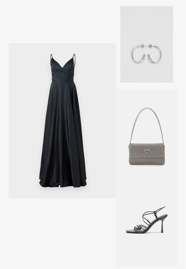 Svart satin aftonklänning med V-ringning, figursydd överdel, tjocka spagettiband och en svängande A-linjeformad kjol. Slät, elegant textur.; Svarta högklackade sandaler har tunna remmar med en knuten design, en slät fyrkantig tå och en smal stilettklack.; Ljusgrå metallisk handväska med kedjestropp, prydd med små cirkulära metallnitar och en triangulär logotyp.; Silver hoopsörhängen med en slät, glänsande yta, med en böjd form och post-stängning. Minimalistisk design med en modern finish.