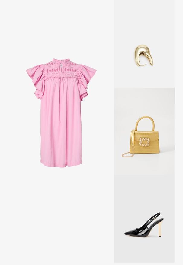 Roza obleka z ohlapnim krojem in kratkimi volanastimi rokavi, zgornji del z naborki in diamantnimi izrezi ter zavezovanjem pri vratu.; Črne patentne kožne slingback visoke petne čevlje s koničastim nosom in zlatim kvadratnim poudarkom na peti. Imajo prilagodljiv gležni trak.; Rumeno usnjeno-usnje z vzorcem krokodila, s strukturiranim dizajnom, zgornjo ročajem, snemljivo verižico in dekorativnim kristalnim okrasjem na zaponki.; Uhane nakit iz zlatastega tona z gladko, ukrivljeno zasnovo. Ima edinstveno koničasto obliko, polirano površino in zaponko s tečajem.