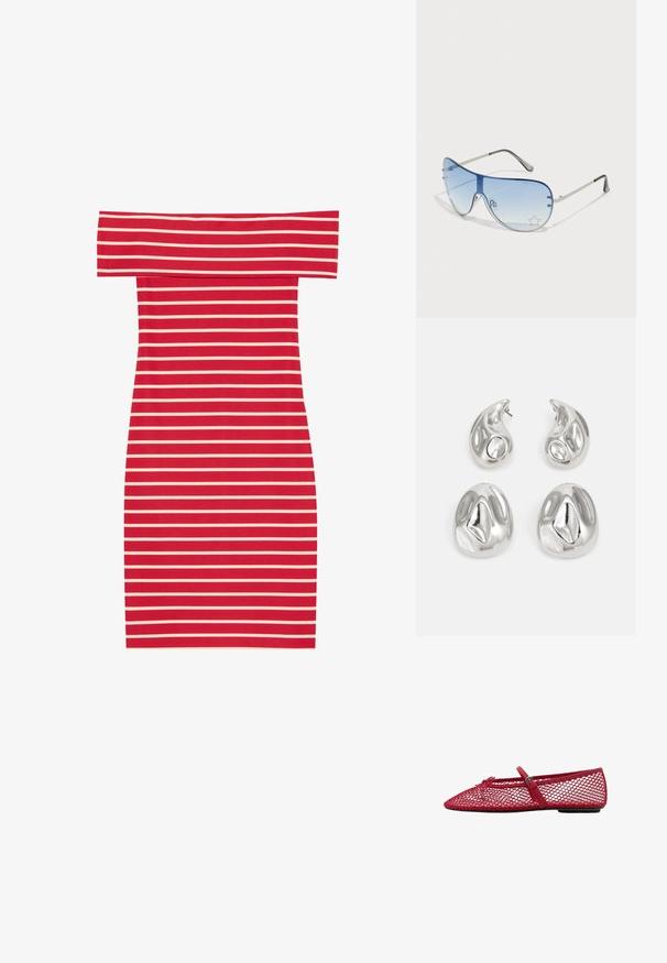 Rot-weißer, gestreifter Off-Shoulder-Bodycon-Kleid mit taillierter Form und gerippter Textur. Enthält horizontale Streifen überall.; Rote Netz-Ballerinas mit spitzem Zehenbereich, ausgestattet mit einem dünnen Riemen und Schnallen-Detail. Das Obermaterial hat ein offenes Wabenmuster.; Flugzeugbrille mit einem verlaufenden blauen Glase, silbernem Metallrahmen und dekorativen Sternelementen auf dem Glas. Glattes und elegantes Design.; Silberne Ohrringe mit zwei Tränenformen und zwei abgerundeten Formen, alle mit einer polierten, reflektierenden Oberfläche und glatter Textur.