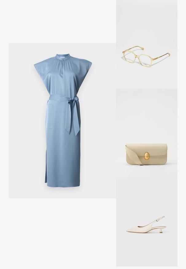 Světle modré šaty s vysokým límcem, krátkými pláštíkovými rukávy, páskem v pase a bočním rozparkem; vyrobené z hladkého materiálu se dvěma kapsami.; Krémová špičatá slingback obuv s nízkým klínkovým podpatkem a zlatou sponou na bílém pozadí.; Průhledné žluté akrylové obroučky ve tvaru osmiúhelníku, s rameny z kovu v zlatém odstínu a logem "Chloé" na čočkách.; Krémová kožená kabelka s hladkým povrchem, obdélníkovým tvarem a zlatým oválným uzávěrem. Disponuje dlouhým, nastavitelným popruhem.
