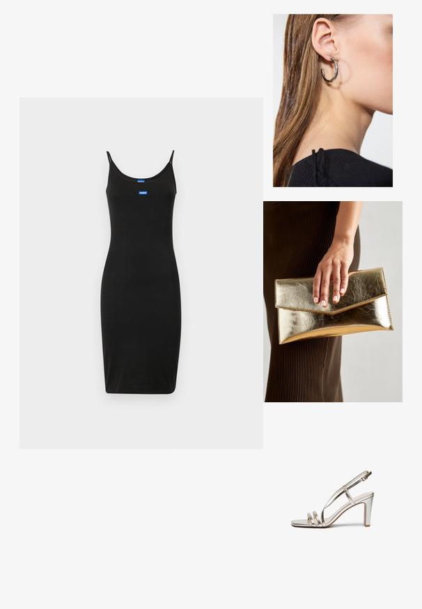 Juodas prigludęs suknelė su špagetės tipo petnešomis, pagaminta iš tamprios medžiagos. Priekyje yra mėlynos prekės ženklo etiketės. Lygi tekstūra.; Metallic sidabriniai aukštakulniai sandalai su atvira nosimi, turintys tris plonas dirželius per pėdą ir kulkšnies dirželį su sagtimi.; Auksinės metalinės rankinės su lygiu paviršiumi, kuri turi trikampio formos užsegimą. Ranką laikančioji turi tvarkingai prižiūrėtus nagus.; Sidabrinė lankinė auskarai su poliruotu paviršiumi, turintys mažus auksinius akcentus ir apvalią formą, dėvimi ant ausies kaušelio.