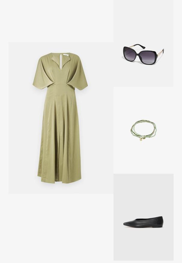Olivengrøn kjole med en plisseret nederdel, korte batwing ærmer og en nøglehulsudskæring. Lavet af struktureret stof, gulvlængde design.; Sort læder balletflade, spidse tæer, minimalistsk design, glat tekstur, lav hæl, ingen synlig hardware eller udsmykninger.; Sorte oversized solbriller med gradientlinser, tykke stel og guldfarvet kæde detaljer på tempelarmene.; Multistrenget armbånd lavet af små, facetterede perler i lys grøn, aqua og beige, prydet med to små metaltags graveret med "Pilgrim."