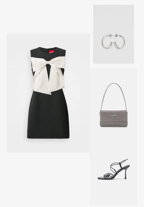 Fekete, ujj nélküli ruha, nagy fehér selyemmasnival az elején. Kerek nyakú és rejtett hátsó cipzárral rendelkezik.; Fekete magas sarkú szandálok vékony pántokkal, csomózott mintával, sima négyzetes orral és karcsú stiletto sarkal rendelkeznek.; Világosszürke fémes kézitáska lánc pánttal, kis kör alakú fém kifinomult díszítéssel és háromszög alakú márkagéppel.; Ezüst karika fülbevalók sima, fényes felülettel. Lekerekített forma, könnyű kialakítással, tűs zárómechanizmussal.