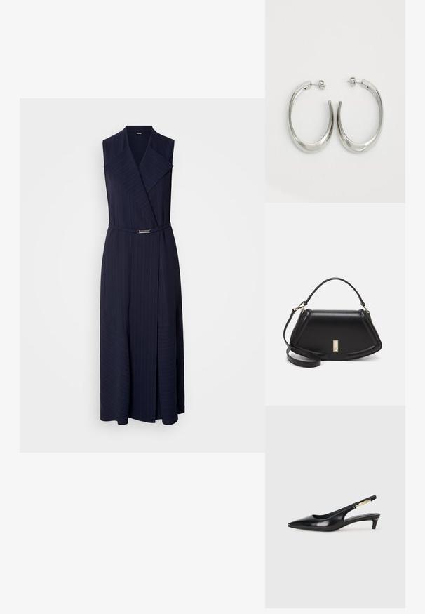 Rochie fără mâneci, de culoare albastru închis, cu guler tip șal, model cu dungi verticale, design înfășurat și o curea subțire cu detaliu din cataramă argintie.; Sandale slingback din piele neagră cu vârf ascuțit, având un toc subțire și un accent de culoare aurie pe curea ajustabilă. Textură netedă.; Geantă de umăr din piele neagră, cu un design structurat, având o formă tăiată, mânere superioare și accente din aur. Include o curea de umăr ajustabilă.; Cercei din argint, cu un design neted și curbat. Prezintă o finisare metalică strălucitoare și închidere cu stud. Fără modele sau accente vizibile.