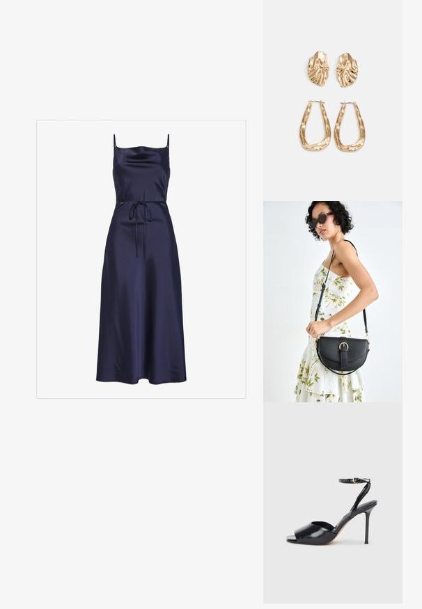 Tengerészsatin ruha vékony pántokkal, testhezálló felsőrésszel, derékkal és egy légies A-vonalú szoknyával, amely sima és fényes textúrát mutat.; Fekete lakkbőr magas sarkú szandál nyitott orral, vékony tűsarkú talppal, és arany csattal ellátott boka pánttal, fehér háttérrel.; Fekete bőrtáska ívelt formával, levehető pánttal és arany színű fémrészekkel. A táskán egy csattal díszített fedél található.; Aranyszínű fülbevalók, texturált, hullámos formákkal. Tartalmazza a szobrászati klipszes studokat és az open hoop kialakítást, kalapácsos felülettel.