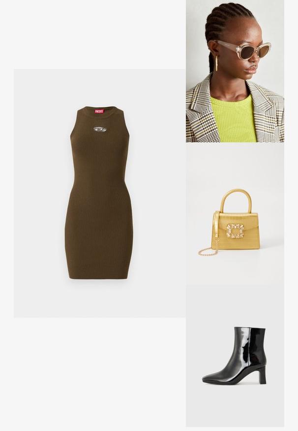 Ärmelloses, geripptes braunes Strickkleid mit Rundhalsausschnitt, figurbetontem Schnitt, ovalem metallischem Logo auf der Brust und rotem Markenetikett im Kragen.; Schwarzer Lackleder-Stiefelette mit spitzer Zehe und einem mittelhohen Blockabsatz. Glatte Textur und minimalistisches Design.; Klare Cat-Eye-Sonnenbrille mit braunen Gläsern und transparentem Gestell. Modell trägt ein grünes geripptes Oberteil und einen karierter Blazer. Goldene Hoop-Ohrringe.; Gelbe Kunstleder-Handtasche im Krokodil-Look mit strukturiertem Design, Obergriff, abnehmbarem Kettenriemen und dekorativer Kristallverzierung am Verschluss.