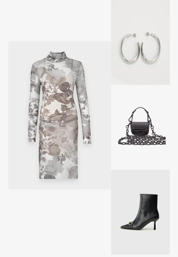 Dlhý rukáv, rolákový šaty z priesvitnej látky s kvetinovým vzorom. Farby sa pohybujú od jemnej sivej po neúplne bielu, s naťahovaním v oblasti pásu.; Čierna kožená členková obuv s špicatou špičkou, štíhlým stredne vysokým podpätkom a striebornou sponou na boku na jednoduchom pozadí.; Malá čierna kabelka vyrobená z hladkej kože, so zaobleným tvarom, predným logom a textúrovaným reťazovým popruhom.; Strieborné kruhové náušnice s hladkým, zakriveným dizajnom. Majú lesklý kovový povrch a zapínanie na kolík. Žiadne viditeľné vzory ani akcenty.
