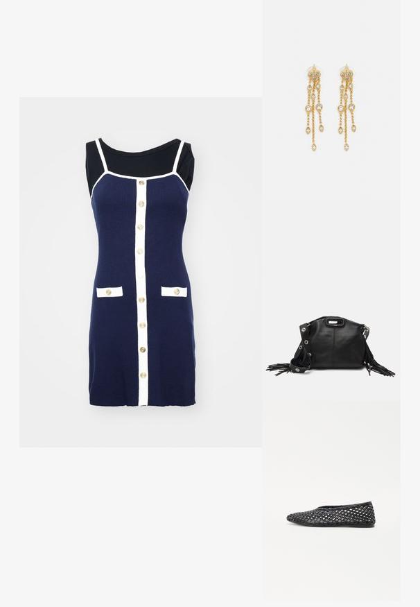 Granatowa dzianinowa sukienka z białymi akcentami, z okrągłym dekoltem, złotymi guzikami z przodu oraz dwoma białymi klapami kieszeni.; Czarne, tkane buty wsuwane z ażurowym wzorem, płaską podeszwą i gładkim materiałem gumowym, zapewniające przewiewność i elastyczność.; Maje - Torba na ramię; Złote kolczyki z wieloma kaskadowymi łańcuszkami, z przezroczystymi owalnymi akcentami z rhinestone'ów oraz ozdobnymi sztyftami.
