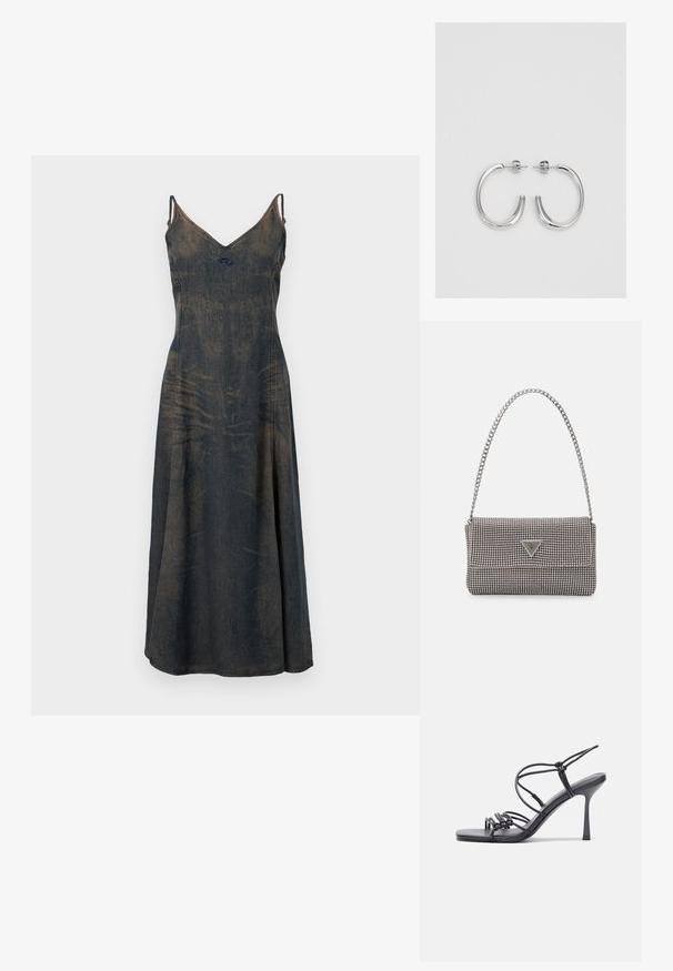 Denimmekko, jossa on V-pääntie, ohuet hihnat ja levenevä helma. Materiaali on haalistunut tummansininen, paljastaen hienovaraisia tekstuurivaihteluita.; Mustat korkokengät sandaalit, joissa on ohuet hihnat solmittuna, sileä neliön muotoinen varvasosa ja tyylikäs stiletto-korko.; Vaalea harmaa metallinen käsilaukku, jossa on ketjusanka. Laukku on koristeltu pienillä pyöreillä metallikoruilla ja kolmion muotoisella brändilogolla.; Hopehopeet hopehopeet hopehopeet hopehopeet, jolla on sileä, kiiltävä pinta. Pyöreä muoto, kevyt rakenne, jossa on neulakiinnitys.
