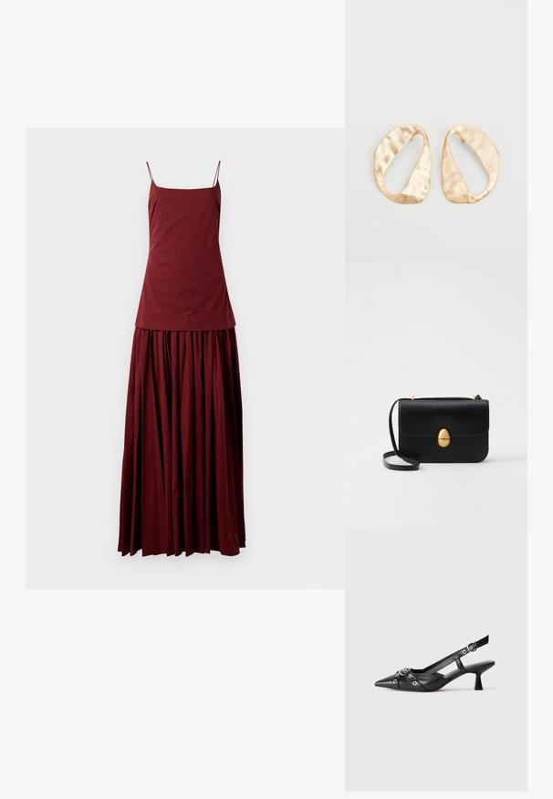 Bezramenné vínové šaty s přiléhavým topem a splývavou, plisovanou sukní. Vyrobené z lehkého materiálu, s tenkými ramínky.; Černé kožené slingback boty s špičatou špičkou, dekorativními pásky s kovovými očky a nízkým blokovým podpatkem. Texturovaný povrch.; Černá kožená kabelka se strukturovaným obdélníkovým tvarem. Obsahuje zlatou oválnou sponu a tenký ramenní popruh. Hladký povrch.; Pár nepravidelných oválných náušnic z kovu pozlaceného zlatem s texturovaným, mírně kladivkovým povrchem na bílém pozadí.