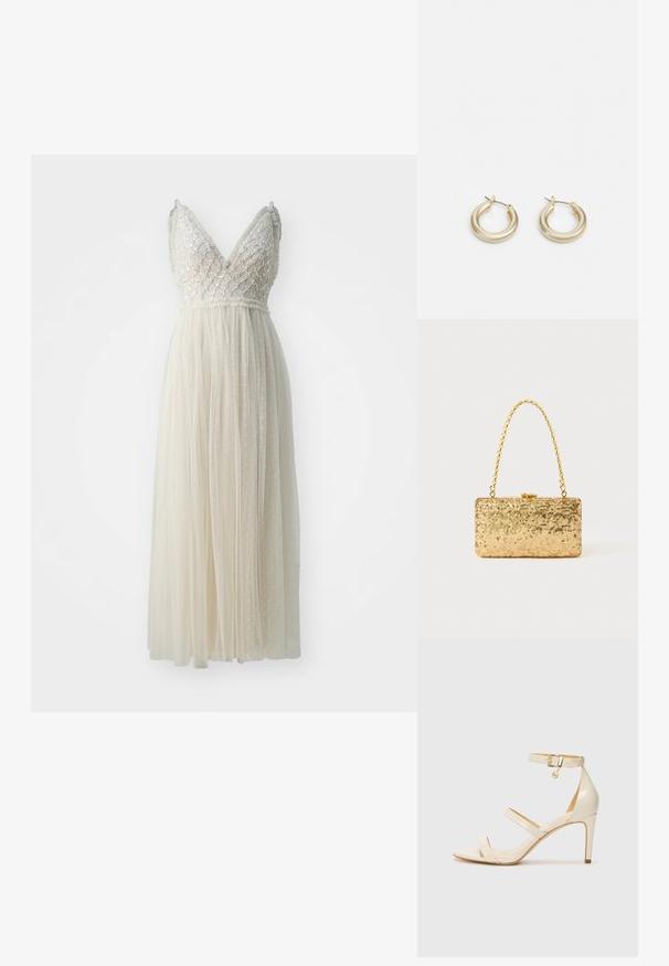 Needle & Thread HEART LATTICE BODICE CAMI ANKLE GOWN EXCLUSIVE - Ballkleid - cream; Beige High Heels Sandalen mit dünnem Knöchelriemen und zwei oberen Riemen. Glänzende Lackoberfläche und goldene Hardware-Details am Knöchelriemen.; Goldene Pailletten-Clutch mit rechteckiger Form, ausgestattet mit einem gedrehten Kettenhenkel und einem Metallverschluss, der das Licht mit einer strukturierten Oberfläche reflektiert.; Lauren Ralph Lauren BASIC SMALL HOOP - Ohrringe - gold-coloured