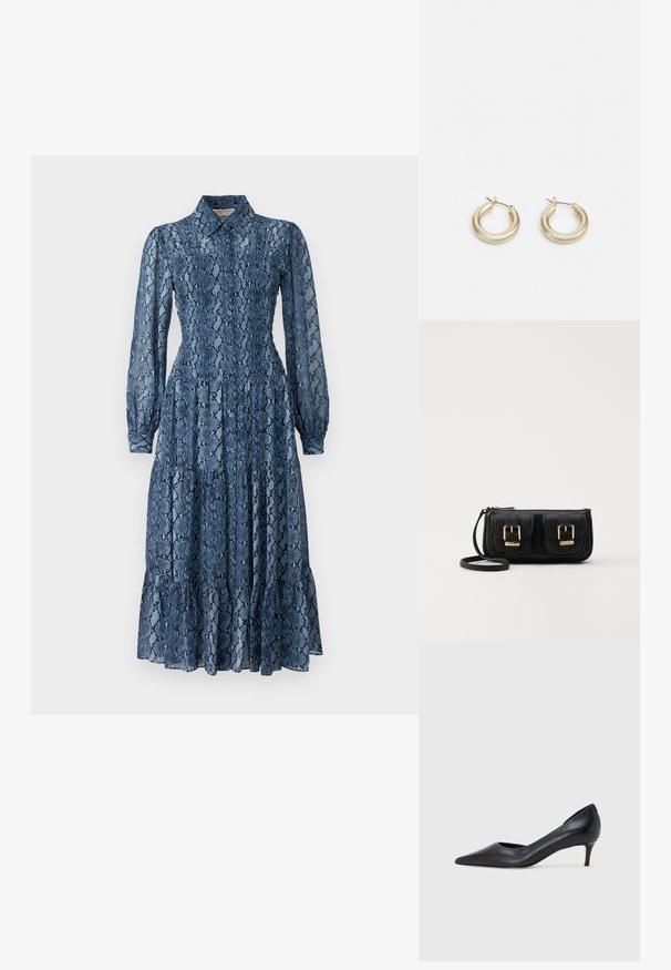 Långärmad klänning i blå ormtryck med krage, smockad byst och utsvängd volangkant, tillverkad av lätt, texturerad tyg.; Svart läderpumps med spetsig tå och låg klack. Har en slät textur och subtil glans. Öppet utskuret fram för extra detalj.; Svart läderaxelväska med två framfickor, guldspännen, dragkedjestängning och en smal rem. Texturerad yta och kompakt rektangulär form.; Lauren Ralph Lauren BASIC SMALL HOOP - Örhänge - gold-coloured