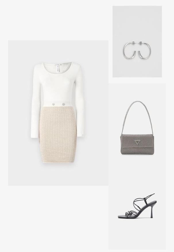 Balta suknelė ilgomis rankovėmis su prigludusia viršutine dalimi ir tekstūruota smėlio spalvos sijonu, su dekoratyviais sagų akcentais juosmens srityje.; Juodos aukštakulnės sandalai pasižymi plonyčiais dirželiais su mazgo dizainu, lygiu kvadratiniu pirštu ir elegantišku stiletto kulnu.; Šviesiai pilka metalinė rankinė su grandinėlės dirželiu, papuošta mažais apvaliais metaliniais smeigėmis ir trikampiu prekės ženklu.; Sidabriniai lankelio formos auskarai su lygiu, blizgiu paviršiumi, išlenktos formos ir su užsegimu. Minimalistinio dizaino su moderniu apdaila.