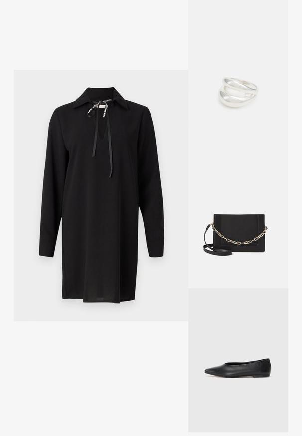 Mustmust läbivööga must kleit pikade varrukatega, millel on kaelus, võtmeaugu dekoltee ja riba sidumisaktsent. Sile kangas otse lõikega ja külg lõhikuid.; Musthave mustris balletkingad, terav nina, minimaliseeritud disain, sile pind, madal konts, ilma nähtava riistvara või kaunistusteta.; Mustast nahast õlakott, mis omab siledat tekstuuri, ristküliku kuju ning esiküljel metallketi detaili. Reguleeritav rihm on kaasas.; Hõbedane kahekordne rõngas sujuva, poleeritud pinnaga. Omab voolavat, kõverat disaini, millel on kattuvad sektsioonid, et saavutada kaasaegne ilme.