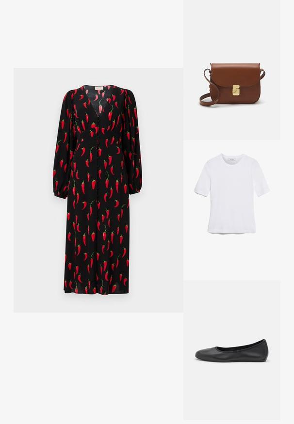 Crna haljina s ponavljanjem uzorka crvenih čili paprika, dugim napućenim rukavima, V izrezom i dugmićima duž prednje strane.; Bijela majica s kratkim rukavima izrađena od rebraste tkanine. Okrugli izrez, klasičan kroj i suptilni detalji šivanja. Bez uzoraka ili grafika.; Crne kožne baletanke s zaobljenim vrhom, glatke teksture, minimalnim detaljima šavova i fleksibilnim dizajnom potplata.; Smeđa kožna torba s preklopom, zlatnim detaljima, remenom za nošenje preko ramena i glatkom teksturom. Kompaktni pravokutni oblik.