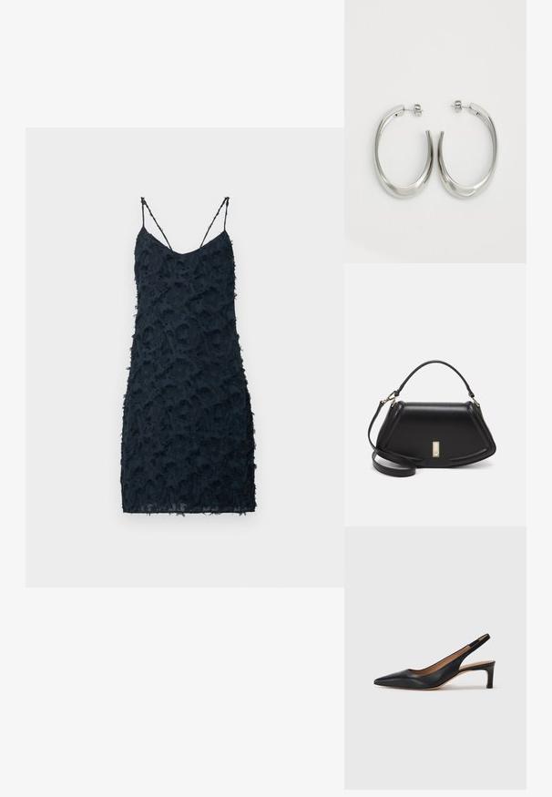 Marinblå klänning med tunna spaghetti-band, med en texturerad yta och lager av volanger, smal passform och knälång design.; Svart läder slingback pumps med spetsig tå, låg klack och en mjuk yta. Har ett tunt justerbart rem för en säker passform.; Svart läderhandväska med en strukturerad design, som har en avskuren form, ett handtag upptill och guldiga detaljer. Justerbar axelrem ingår.; Silverfärgade hoopsörhängen med en slät, böjd design. Har en glänsande metallisk yta och ett stiftlås. Inga synliga mönster eller detaljer.