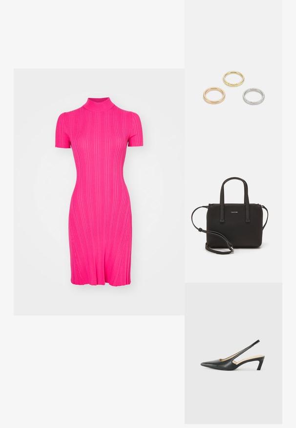 Vaatteeseen istuva lyhythihainen mekko kirkkaan vaaleanpunaisesta ribbikankaasta, korkealla kaula-aukolla ja levenevällä helmalla, jossa on pystysuora rakenne kauttaaltaan.; Musta, kärjeltään terävä slingback-kengä, jossa on matala korko. Kengässä on sileä nahkamateriaali ja sivuilla leikkaukset hengittävyyttä varten.; Musta käsilaukku, jossa on kaksinkertaiset lyhyet kahvat ja irrotettava olkahihna. Silkkinen nahkatunneinen materiaali, jossa on vetoketjukiinnitys ja logoyksityiskohta.; Kolme metallirengasta: yksi ruusukultainen, yksi kultainen teksturoiduilla yksityiskohdilla ja yksi hopeinen, kaikki kaiverretulla brändäyksellä sisäpuolella.