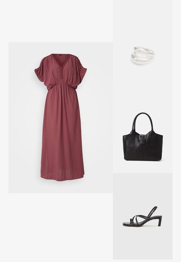 Bordo duga maksi haljina s V-izrezom, kratkim puff rukavima i elastičnim strukom. Napravljena od lagane tkanine s mekanom teksturom.; Crne sandale s trakama, kvadratnim prstom i niskom blok petom. Ima više tankih trakica i podesivu trakicu oko gležnja. Izrađene su od glatke kože.; Crna kožna torba za nošenje s glatkom teksturom, strukturiranim oblikom, dvije ručke i istaknutim srebrnim kopčanjem na prednjoj strani.; Srebrna dvostruka prsten s glatkom, poliranom površinom. Karakterizira ga fluidan, zakrivljen dizajn s preklapajućim sekcijama za moderan izgled.