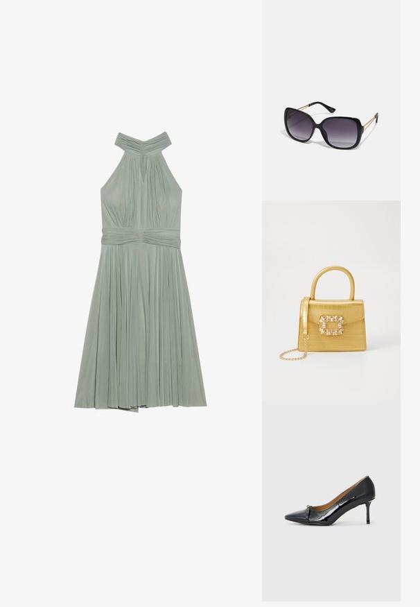 Halter obleka v meti z nabrano krilo, zbranim telesnim delom in teksturiranim pasom. Narejena iz lahkega materiala.; Črne lakirane visoke pete z ostrim nosom, dekorativnim trakastim detajlom spredaj in tankim stiletto peto.; Črne prevelike sončne očala z degradacijskimi lečami, debelimi okvirji in zlatimi verižicami na ročajih.; Rumeno usnjeno-usnje z vzorcem krokodila, s strukturiranim dizajnom, zgornjo ročajem, snemljivo verižico in dekorativnim kristalnim okrasjem na zaponki.