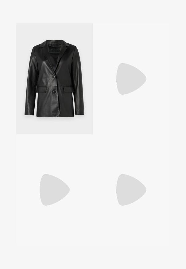 STUDIO ID Blazer - black; Suéter negro de punto con mangas largas, cuello redondo y puños acanalados, que presenta una textura suave y un diseño simple y minimalista.; STUDIO ID GIGI STRETCH LEGGINGS - Pantalón de cuero - black; Bota de tobillo de cuero negro con detalles de ojales plateados, punta afilada y tacón cuadrado. Diseño elegante con una textura suave.