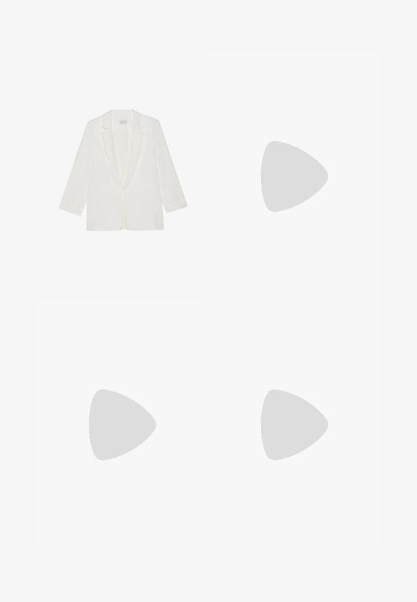 Bílý blazer s šálovým límcem, dlouhými rukávy, dvěma předními kapsami a jednobuttonovým zapínáním, s hladkou texturou tkaniny.; Bílé tričko s krátkým rukávem vyrobené z měkké bavlny. Má kulatý výstřih a volný střih. Čistý design bez viditelných vzorů nebo akcentů.; Rozšířené kalhoty z tmavomodrého materiálu s vertikálními pruhovanými květinovými vzory v růžové, žluté a zelené barvě. Měkká textura a elastický pas.; Světle růžové slingback baleríny s špičatou špičkou, vyrobené z hladkého koženému materiálu. Obsahují vystřihovací detaily po stranách a plochý podpatek.