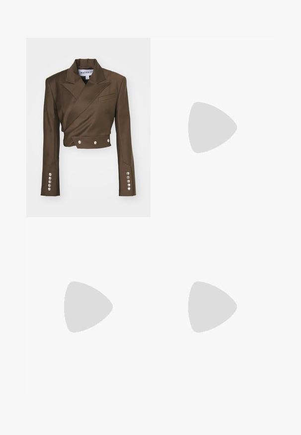 Materiel Blazer - brown; By Malene Birger MIA - Top - black; Filippa K JULIE - Trousers - black; By Malene Birger ROMINE - Slip-ons - tan