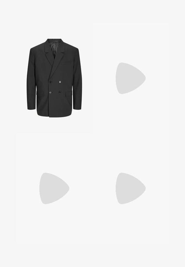 Sacou negru cu două rânduri de nasturi, având rever întors, două buzunare frontale și nasturi negri. Material neted cu o croială ajustată.; Tricou negru din bumbac, cu mâneci scurte. Prezintă un logo verde "ROOTS" pe față, guler rotund și o potrivire standard.; Pantaloni negri din bumbac cu un croi slim, având închidere cu nasture, buzunare și manșete răsturnate pentru un aspect casual.; Tenisi din piele cu un scheme de culori negru și crem, dotati cu accente perforate, guler căptușit și o talpă texturată.
