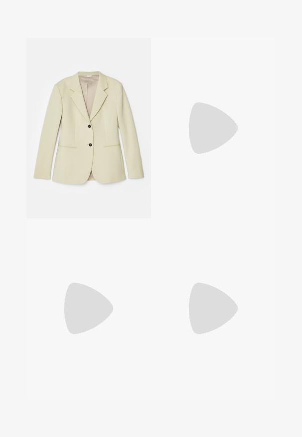 Tiger of Sweden YLJA - Blazer - sandalwood; T-shirt blanc à manches courtes en coton. Design col rond avec une texture lisse et sans motifs ni accents visibles. Style basique.; Jupe en satin noire, longue jusqu'au sol, avec une texture lisse, une taille ajustée et une silhouette en A, sans ornements ni motifs visibles.; Basket blanche en matériau synthétique lisse, bout rond, semelle plate en caoutchouc, et logo discret sur le côté et le talon.