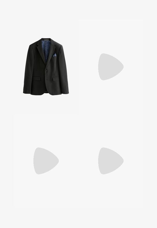 Blazer noir avec un bouton unique, deux poches avant et une doublure bleue à motifs. Comprend un mouchoir de poche bleu et une coupe ajustée.; Ensemble de cinq t-shirts en noir, blanc et bleu marine. Tissu en coton, manches courtes, design col rond et texture unie sans motifs.; Pantalons à motifs verts présentant un design imprimé de serpent avec des nuances de marron et d'orange, coupe droite et texture lisse.; Mocassins en cuir noir avec une finition lisse, un bout arrondi et une petite flèche décorative. Dotés d'un petit talon empilé et d'un détail de marque subtil.