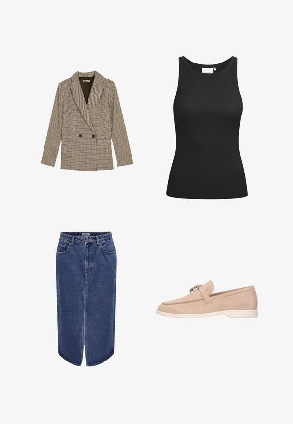 Dubbelzijdig blazer in een bruin en zwart geruit patroon, met gesneden revers, zijzakken en een licht gestructureerde stof.; Zwarte tanktop van ribstof, met een ronde hals en een aansluitende pasvorm. Platte naden en zonder versieringen. Eenvoudig en strak ontwerp.; Denimrok met een middelange lengte, donkerblauwe wassing, een voorknipsluiting en een klassieke vijf-pocketontwerp, met een knoop- en ritsluiting.; Beige suède loafer met een lage profiel, contrasterende witte zool, decoratieve band en metalen hardwaredetails. Heeft een reliëflogo aan de zijkant.