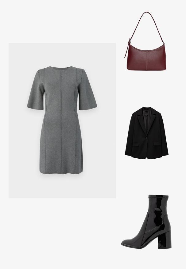 Sacou negru din țesătură fină, cu închidere cu un singur nasture, rever cu colțuri și două buzunare frontale. Design minimalist, croi ajustat.; Rochie tricotată gri, cu mâneci scurte evazate, decolteu rotund și cusături verticale. Textură netedă și design până la genunchi.; Botine negre din patent, cu o textură netedă, vârf ascuțit și un toc bloc structurat. Prezintă un design fără fermoar și cusături contrastante.; Geantă din piele bordo cu o formă curbată, un singur mânere pentru umăr și detalii cusute în centru. Textură netedă, hardware minim.
