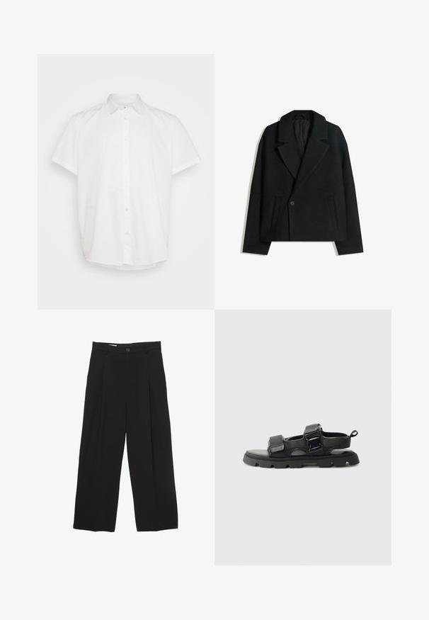 Čierny kabát s dvojitým zapínaním zo zmesi vlny s vyžehlenými klopami, dvoma bočnými vreckami a jedným gombíkom. Mäkká, štruktúrovaná látka.; Biela tričko s krátkym rukávom vyrobené z bavlny, s klasickým golierom a gombíkmi na prednej strane, s rovnou spodnou časťou. Hladká textúra, bez vzorov.; Čierne široké nohavice vyrobené z hladkej tkaniny, s plochým pásom, prednými záhybmi a jedným zapínaním na gombík.; Čierne sandále s textúrovaným tkaninovým zvrškom, širokými popruhmi, kovovými prackami a hrubou gumovou podrážkou s dezénom.