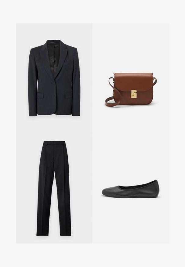 Tmavě námořnický blejzr se strukturovaným designem, zúženými klopami, zapínáním na jeden knoflík a dvěma předními kapsami. Hladká tkanina s jemnou texturou.; Bílá tričko s krátkým rukávem vyrobené z žebrované tkaniny. Kulatý výstřih, normální střih a jemné detaily šití. Bez vzorů nebo grafik.; Černé kalhoty vyrobené z hladké tkaniny, vybavené vysokým pasem, širokými nohavicemi, předními záhyby a klasickými poutky na opasek. Nejsou viditelné boční kapsy.; Černé kožené baletní byty s kulatou špičkou, hladkou texturou, minimálními švy a flexibilním designem podrážky.; Hnědá kožená kabelka s klopou, zlatými kovovými detaily, ramenním popruhem a hladkým povrchem. Kompaktní obdélníkový tvar.