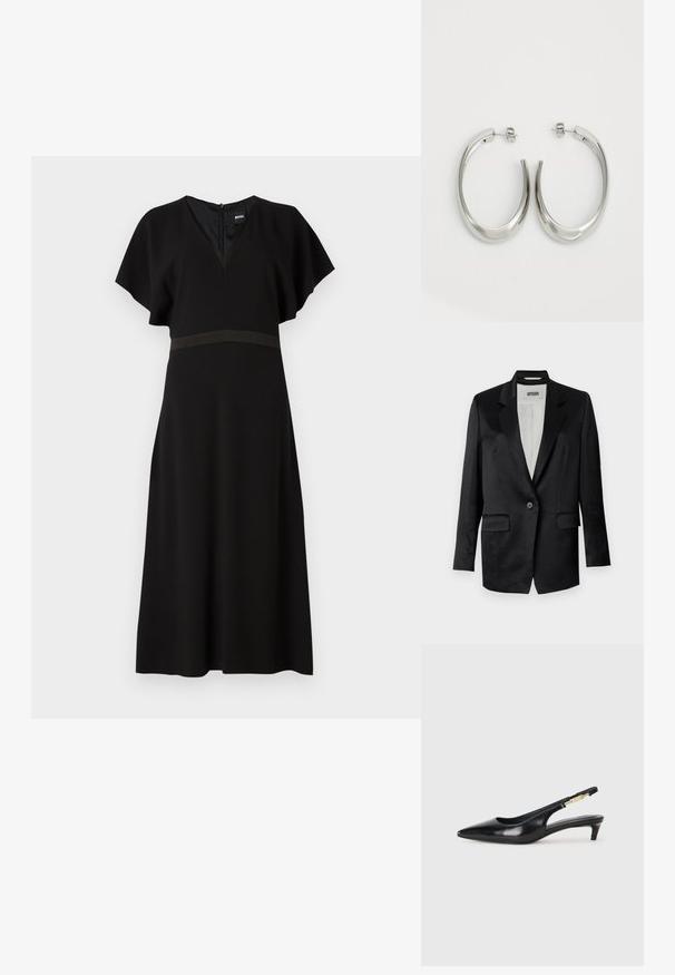 Črn blejzer izdelan iz teksturirane tkanine, z izrezanim klobukom, enojnim gumbom in dvema sprednjima žepoma. Podložena notranjost.; Črna obleka z V-izrezom, kratkimi letečimi rokavi in kontrastnim horizontalnim pasom na pasu. Narejena je iz gladkega, padajočega materiala.; Črne usnjene sandale na peto z ostro konico, ki imajo tanko peto in zlat ton na nastavljivem traku. Gladka tekstura.; Srebrni uhani v obliki obroča z gladkim, ukrivljenim oblikovanjem. Imajo sijajno kovinsko površino in zapiranje na žebljiček. Brez vidnih vzorcev ali dodatkov.