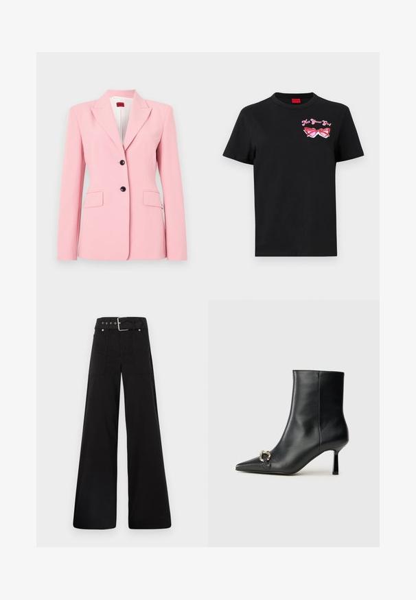 Világos rózsaszín blézer, testre szabott szabással, egysoros tervezéssel, két elülső zsebbel és fekete gomb részletekkel. Simább anyagtextúra.; Fekete pamut póló rövid ujjal, amelyen a bal mellrészen egy rózsaszín napszemüveg grafika és a "Not Your Girl" felirat látható.; Fekete, bő szárú nadrág, pamutból készült, magas derékkal, nagy oldalsó zsebekkel és ezüst színű hardverelemekkel ellátott övvel.; Fekete bőr bokacsizma hegyes orral, vékony közép magasságú sarokkal és ezüst csattal az oldalon, sima háttér előtt.
