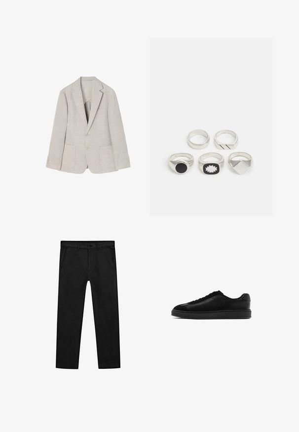 Blazer in lino color beige chiaro con revers a punta, due tasche anteriori, chiusura a doppio bottone e dettagli con quattro bottoni sulle maniche.; Polo shirt nera con texture a coste, maniche corte, colletto piatto e patta con tre bottoni. Design semplice e classico.; Pantaloni neri in cotone con design a gamba dritta, tasche frontali e chiusura classica con bottone e zip. Texture liscia, vestibilità sartoriale.; Sneaker in pelle nera con finitura liscia, punta rotonda, laccio frontale e linguetta testurizzata a contrasto. Suola in gomma nera spessa.; Cinque anelli d'argento: uno con un dettaglio circolare nero, uno con un motivo geometrico bianco e nero, e altri con diverse forme e finiture.
