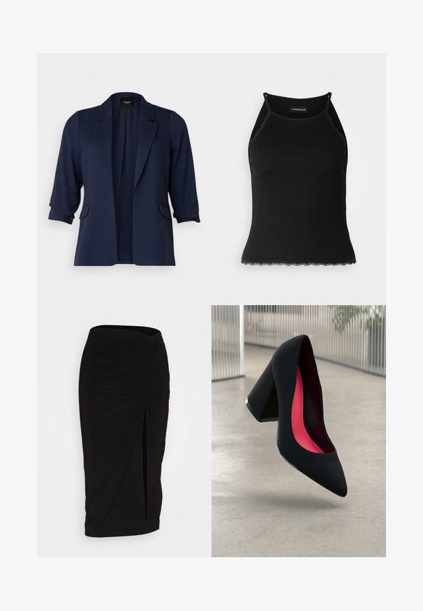 Marineblazer van gestructureerde stof, met driekwartmouwen, met revers en twee frontzakken. Open voorkant ontwerp.; Zwarte geribbelde tanktop met een scallooped kanten rand aan de onderkant. Heeft dunne bandjes en een aansluitend ontwerp. Gemaakt van rekbare stof.; Zwarte, gerimpelde kokerrok met strikdetail en een zijsplit. Gemaakt van een rekbaar stof, met een soepele textuur en een aansluitend ontwerp.; Zwarte hoge hak met een spitse neus, textuur op het oppervlak en een opvallend roze interieur. Beschikt over een chunky hak met zilveren accent.