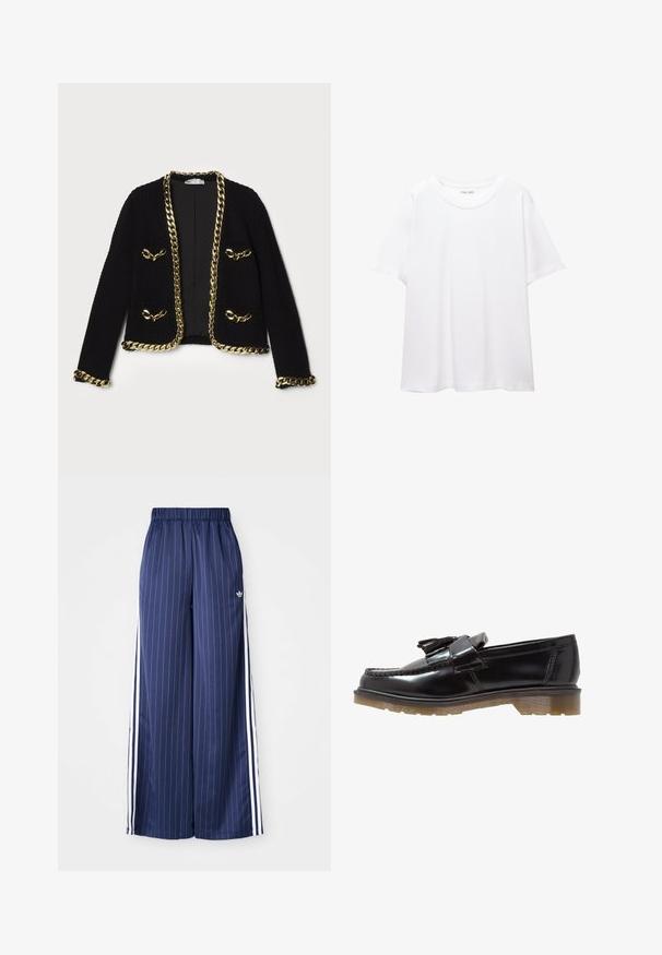 Čierna textúrovaná bunda s pozláteným reťazovým lemovaním pozdĺž okrajov a vreciek, s dekoratívnymi kovovými prvkami na prednej strane.; Jednoduché biele tričko vyrobené z bavlny s okrúhlym výstrihom, krátkymi rukávmi a voľným strihom. Hladká textura bez vzorov alebo akcentov.; Námornícke modré široké nohavice s vertikálnymi bielymi prúžkami, elastickým pásom a tromi bielymi pruhmi po bokoch, vyrobené z ľahkého materiálu.; Čierne lakované kožené poltopánky s vrkočovým dizajnom, ozdobou v tvare strapcov a robustnou, štruktúrovanou gumovou podrážkou. Bočný pohľad ukazuje štíhlu siluetu.