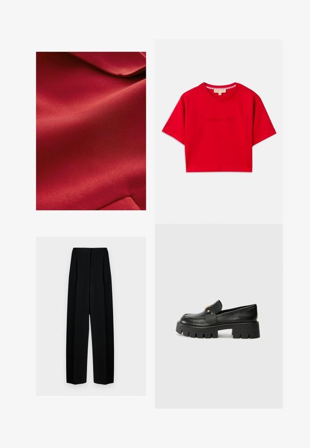 Tessuto rosso con texture, dalla finitura liscia, che mostra una sottile lucentezza. Il materiale appare leggero e leggermente flessibile con motivi deboli.; Maglietta rossa corta realizzata in cotone, con colletto a girocollo a costine e logo "MICHAEL KORS" in rilievo sulla parte anteriore. Maniche corte.; Pantaloni neri a gamba larga con vita alta, dotati di pieghe e una texture liscia. Il tessuto sembra leggero e si drappeggia in modo elegante.; Mocassini in pelle nera con suola spessa, caratterizzati da un accento dorato nella parte anteriore e una finitura liscia. Design della suola con profilo spesso.