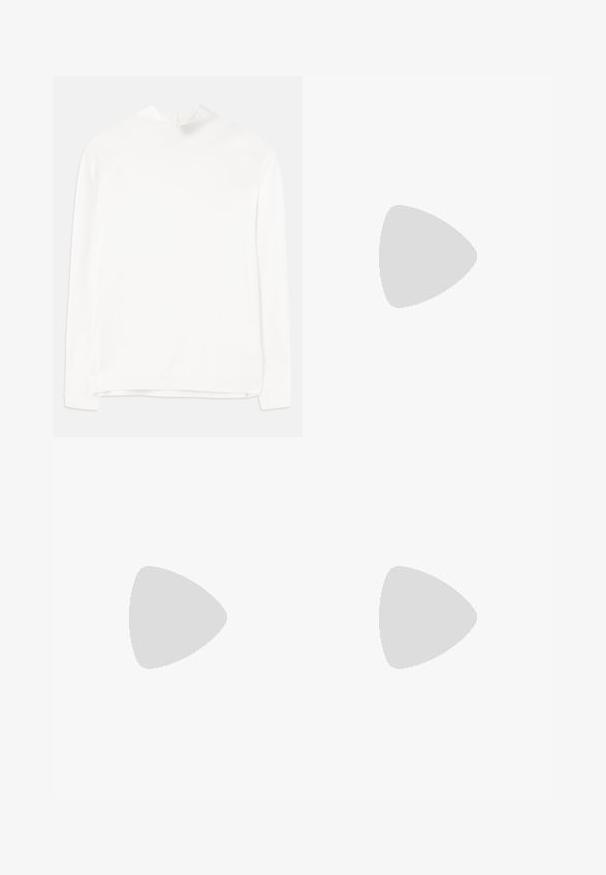 Balta garu piedurknu blūze ar augstu kaklu, ribotu tekstūru un taisnu piegriezumu. Audums izskatās mīksts un gluds, bez redzamām rakstām.; Garais melnais zīda svārks ar augstu vidukli un viegli izpletīgu apakšu uz balta fona.; Baltas austs punka purngals mūlis ar šauru vidēji augstu papēdi un uzvelkamu dizainu uz vienkārša fona.; Melnas ādas rokas soma ar teksturētu apdari, kas ietver divas vertikālas līnijas, divas plecu siksnas un minimālistisku dizainu.; Pāris neregulāras ovālas formas zelta toņos metāla auskaru ar teksturētu, nedaudz sitētu virsmu uz baltas fona.