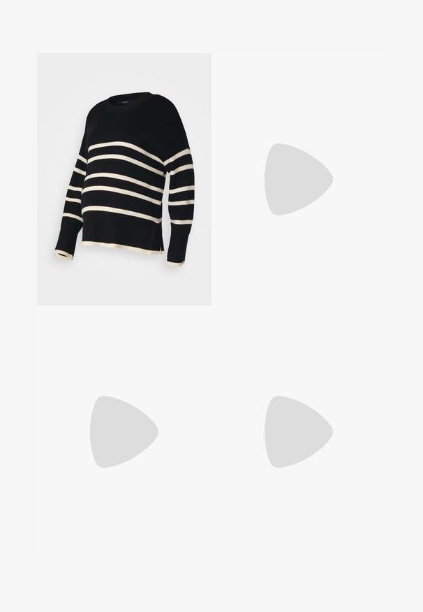 Svart och krämrandig tröja med avslappnad passform, ribbad rund hals och vida ärmar. Har en något cropad längd och sidslitsar.; Svarta graviditetsjeans med en mjuk, elastisk midjeband, slimmad passform och två framfickor. Tillverkade av denim med en slät yta.; Ljust rosa slingback-lägenheter med spetsig tå, tillverkade av ett slätt läderliknande material. Har utskurna detaljer på sidorna och en platt häl.; Klart och bärnstensfärgade ringar av resin, en slät och transparent, den andra med en strukturerad bärnstensfinish. Båda har rundade, kraftiga design.