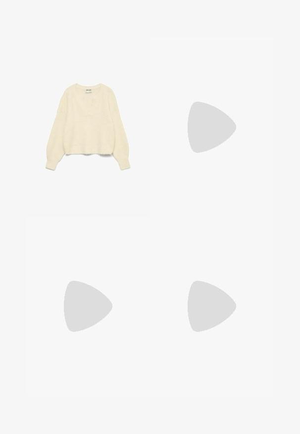 Kreminės spalvos megztinis su giliu V iškirpimu, ilgomis rankovėmis ir gumbuotu apvadu. Minkšta textura; šiek tiek trumpesnis dizainas su oversize siluetu.; Juoda, vidutinio ilgio sijonas, pagamintas iš minkštos medžiagos. Yra elastingas diržas, sukimo detalė ant klubo ir šoninė skeltuka. Bendras tekstūra lygus.; Rudos zomšos auliniai batai su kvadratine nosimi ir žemu blokuotu kulnu, šone užtrauktukas, rodomi profiliu ant balto fono.; Juodas odinis tote krepšys su lygia tekstūra, stačiakampio formos ir dviem ilgais rankenomis. Matomų metalinių detalių ar puošybos nėra.