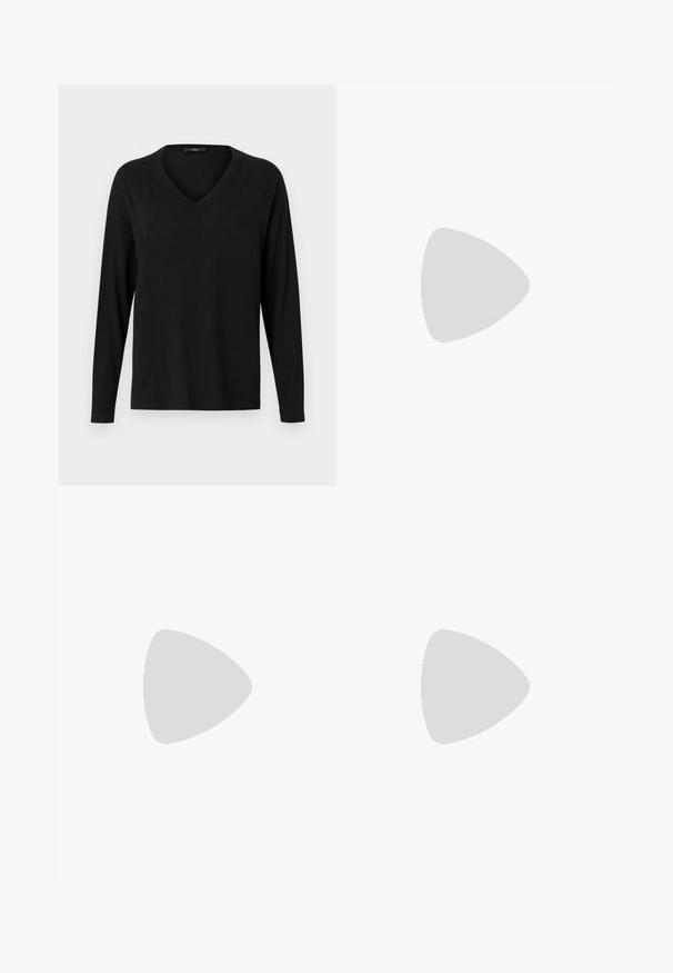 Sort langærmet V-hals sweater lavet af blødt stof, med en afslappet pasform og ribbede detaljer ved kraven og manchetterne.; Sort paljetpengekjole med elastisk talje. Overfladen er dækket af tæt arrangerede, reflekterende paljetter, hvilket skaber et struktureret look.; Sort læderballetsko med rund tå, glat tekstur, minimal syning og et fleksibelt såldesign.; Brun læder håndtaske med flaplukning, hardware i gyldent tone, en skulderrem og en glat overflade. Kompakt rektangulær form.