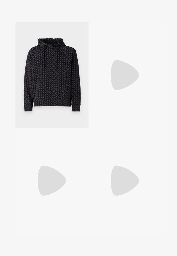 Mustaga kapuutsiga sweatshirt, millel on korduv halli logoga muster, paelaga kapuuts ja ribadest mansetid ning äär.; Ksubi BOX FUGITIVE PANT - Avar lõikega teksad - tan; Valged tennisjalanõud, millel on sametised aktsendid, ümar varvas, lame nöörid ja kreemjas kummine põhja. Hästi nähtav roheline bränding kannal.; Mustad mustad prillid tumedate läätsedega ja õhukeste metallist käepidemetega. Kaarja kujuga seljaosa ja hõbedased aktsendid hingel. Minimalistlik disain.